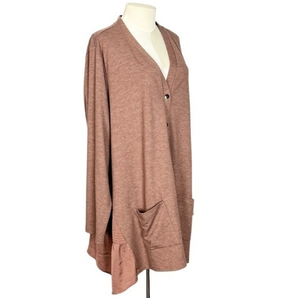 LOGO Lounge cardigan jacket Ruffled satiny inset Size‎ 3X snaps long Plus
